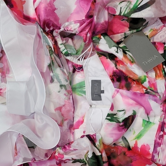 theia Oeganza Multi Floral Print Tea Leght Cocktail Dress - Picture 16 of 17